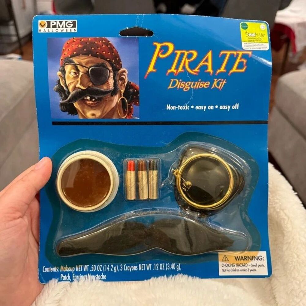 Vintage NWT Pirate disguise Kit 2005 pmg halloween N2